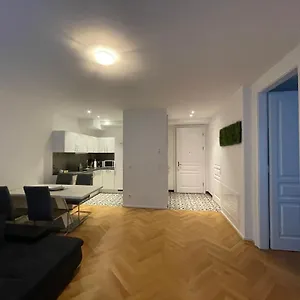 1st La Opera Suites , Viena Austria